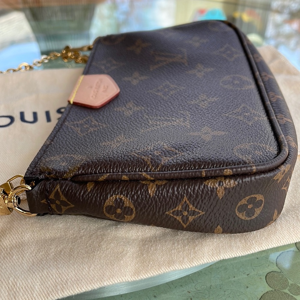 Authentic Louis Vuitton multi pochette accessories with BLACK NYLON STRAP !! - Picture 8 of 15